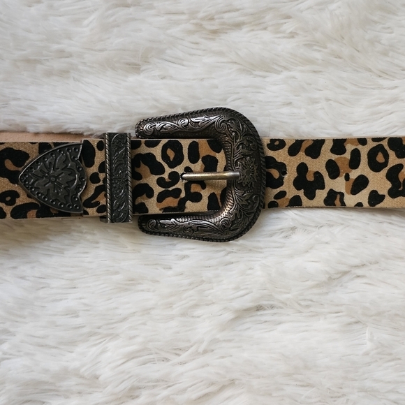 Leopard animal print double buckle belt - Picture 2 of 5